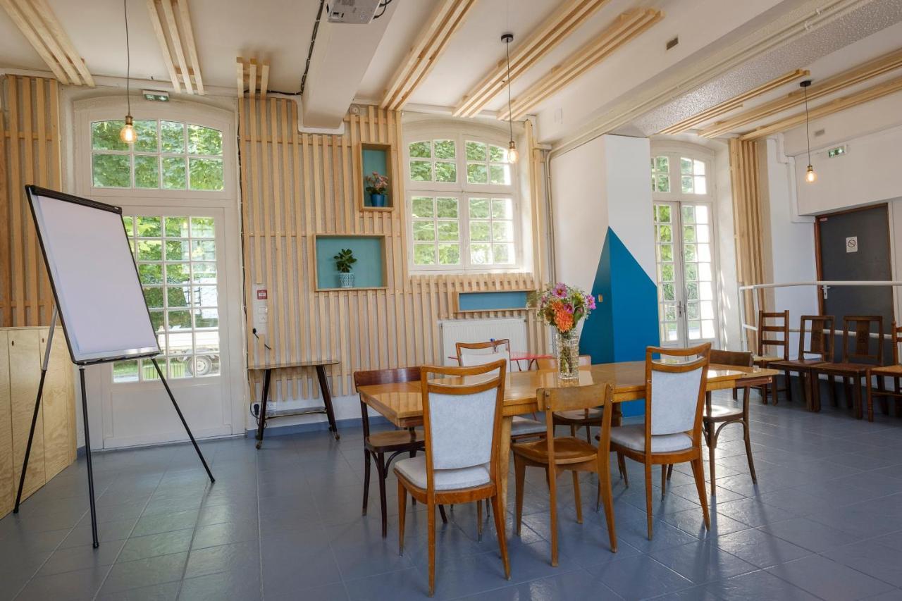 Auberge La Maison Montreau Montreuil  Luaran gambar